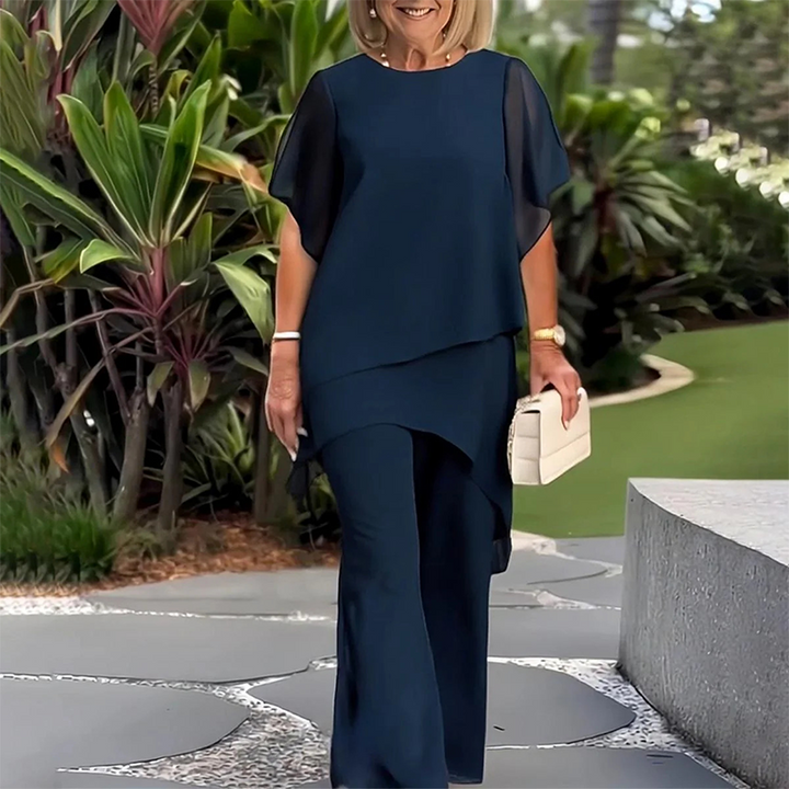Ensemble femme : top asymétrique & pantalon large